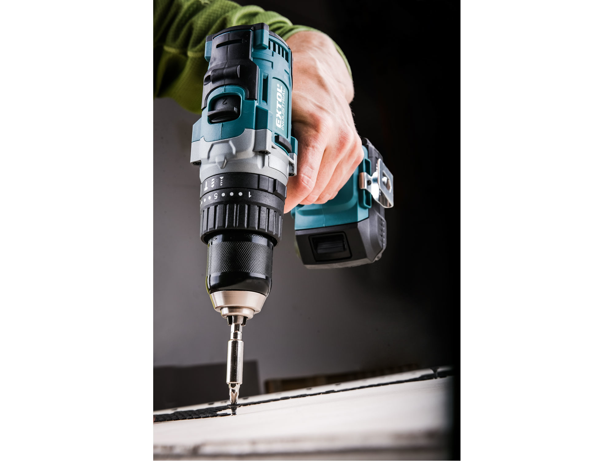 vrtací šroubovák aku s příklepem SHARE20V, BRUSHLESS, 20V Li-ion, 2Ah - Obrázek 13