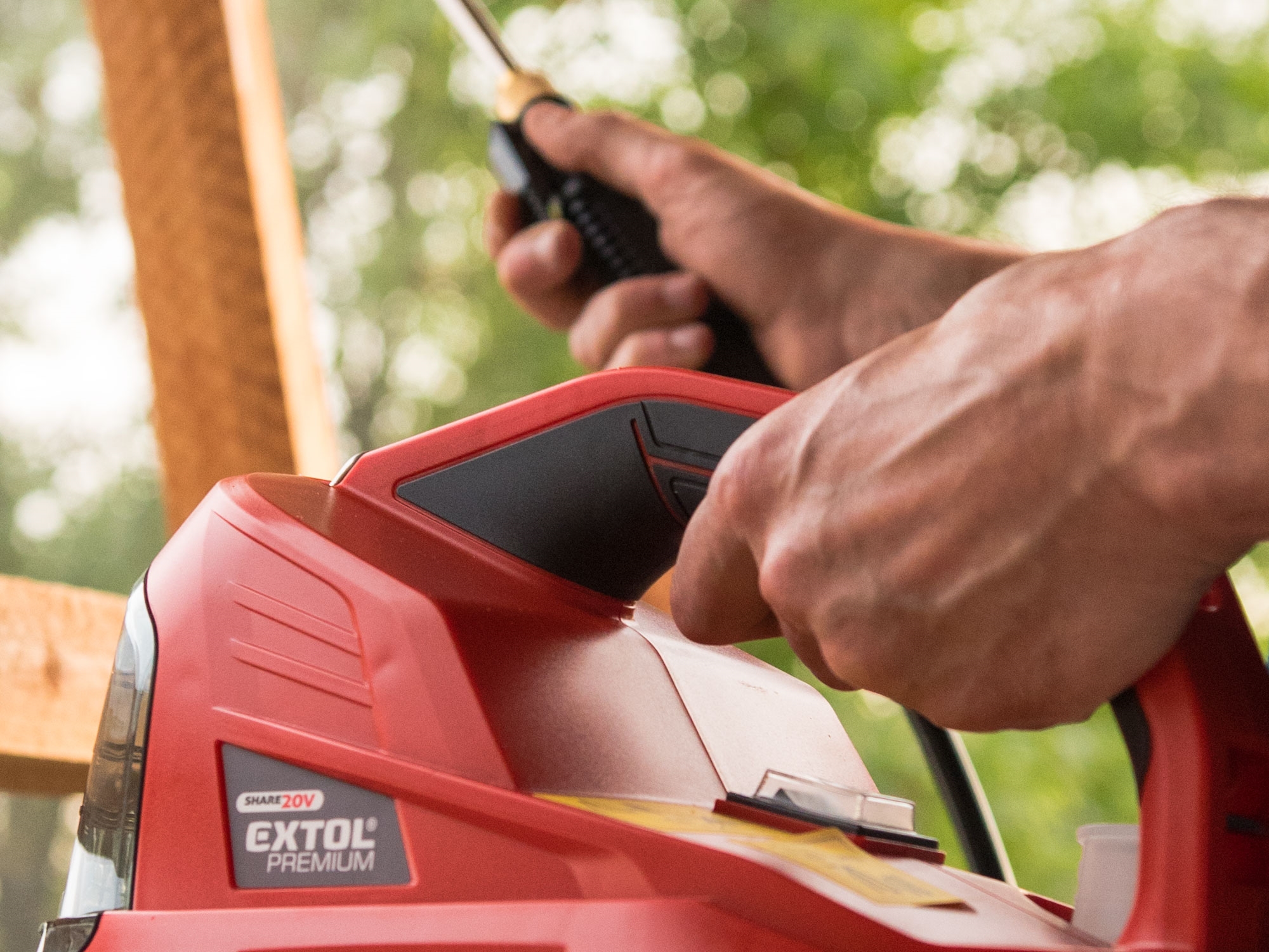 postřikovač tlakový aku 7,5l SHARE20V, 20V Li-ion, 2000mAh - Obrázek 14
