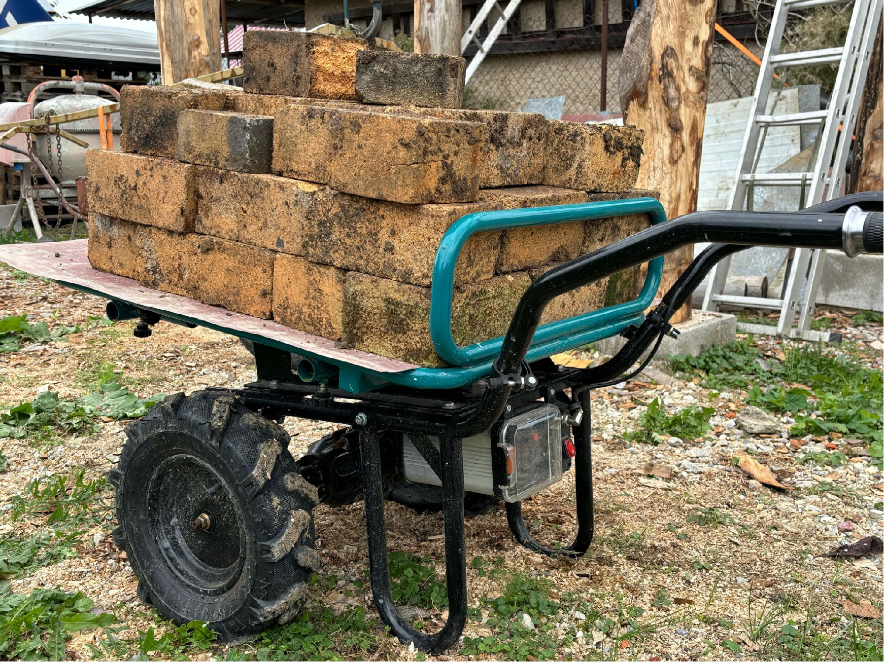 kolečko dvoukolák s převodovkou aku, 260kg, 100l, 40V Li-ion, 6Ah - Obrázek 8